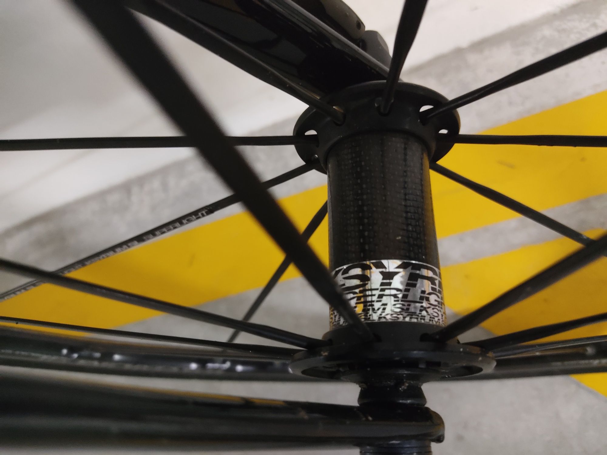 Scott Addict 30 - Carbono