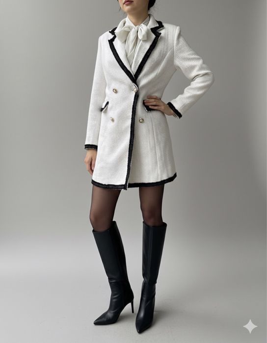 Піджак в стилі Шанель