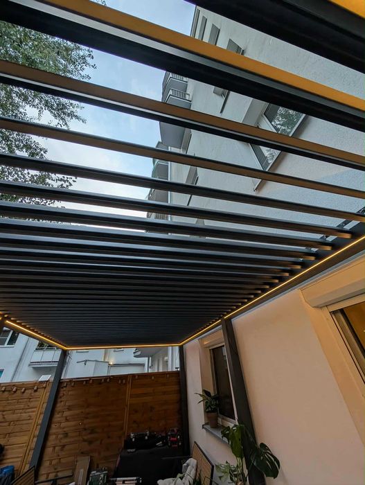 Pergola tarasowa bioklimatyczna 6×3 m, elektryczne lamele, 4 rolety