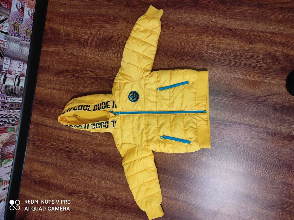 Продам куртки для хлопчика !