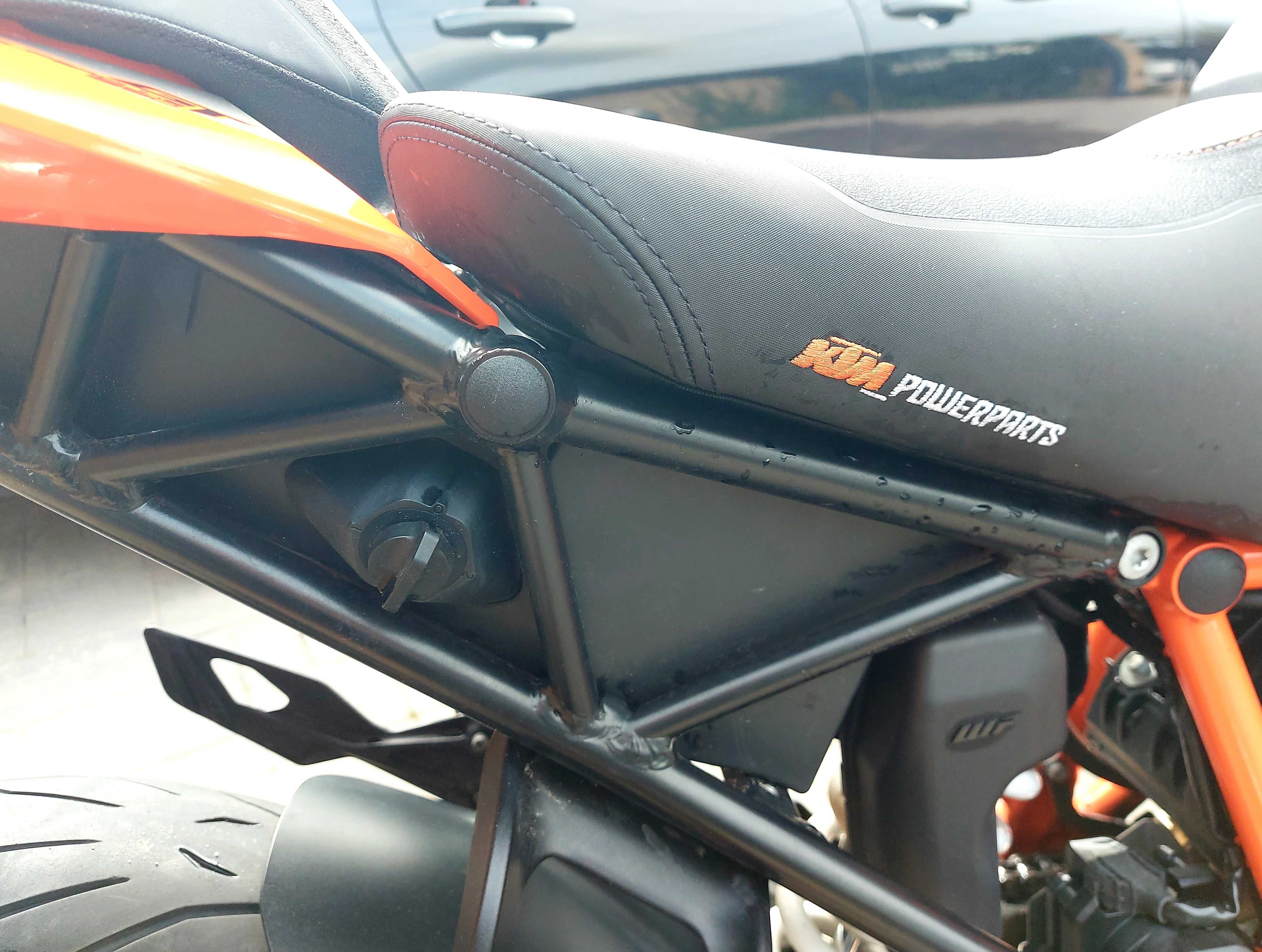 Ktm duke super gt 1290 salon Pl