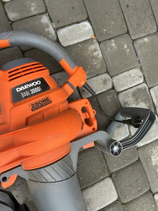 Електричний садовий пилосос / повітродувка 3 в 1