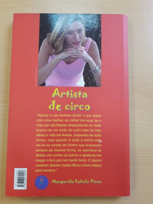 Livro "Artista de Circo", de Margarida Rebelo Pinto