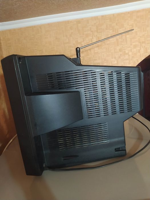 Телевизор JVC. Состояние идеальное