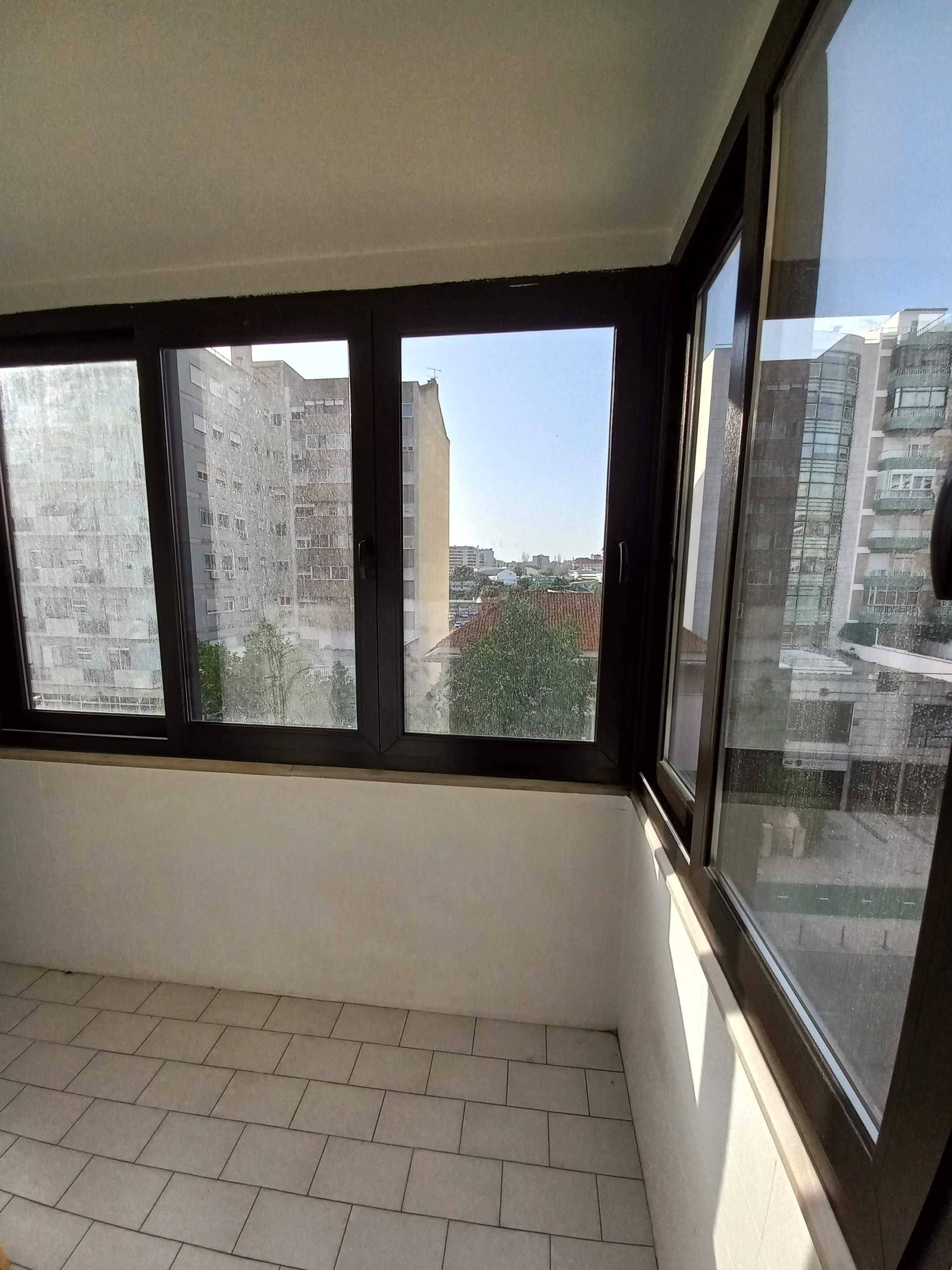 Quarto com Cama de Casal | Campo Grande – Cidade Universitária