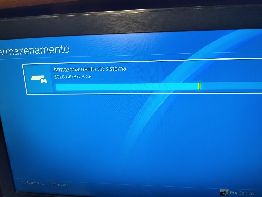PlayStation 4 Slim 1tb com golden hen