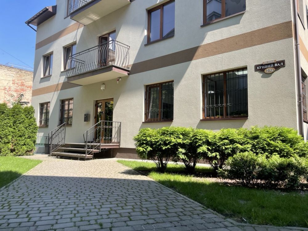 Продаж комерції преміум-класу в центрі міста.