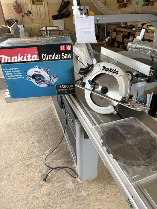 Pilarka tarczowa Makita 270 HS0600