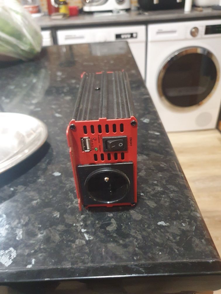 Vendo inversor 300w (NOVO)