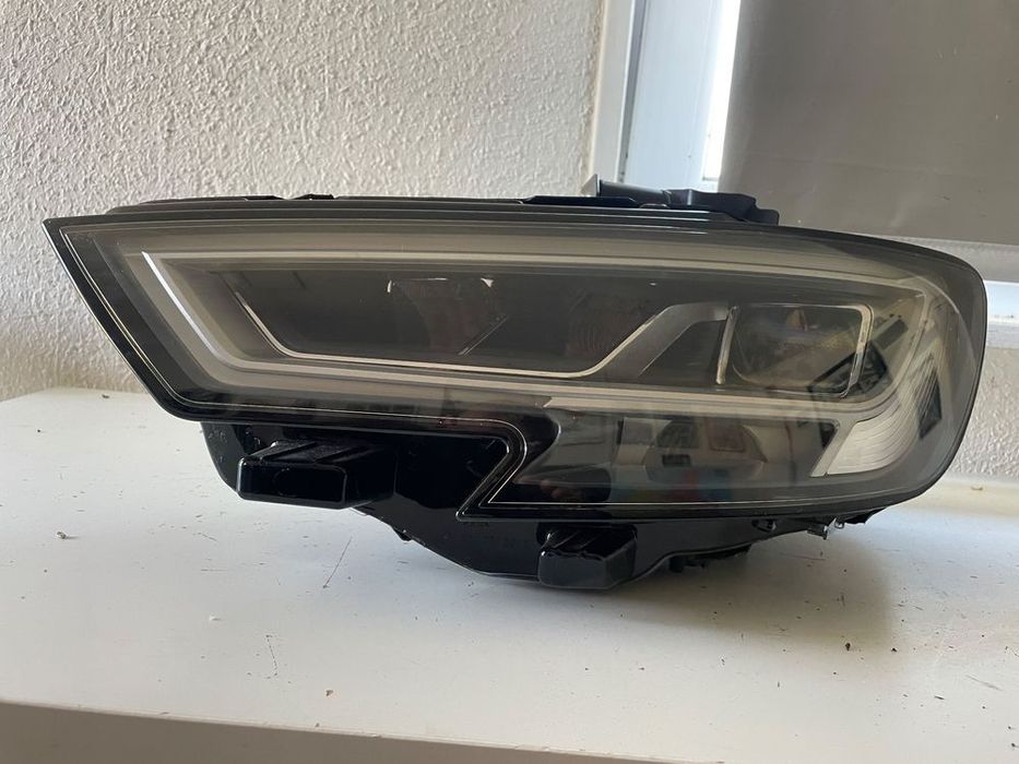 lampa lewa przód audi a3 8v0941033c lift cała full led 17r reflektor