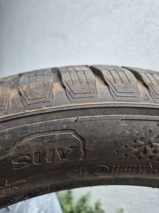 Opony R20 20 cali Kumho suv zimowe
