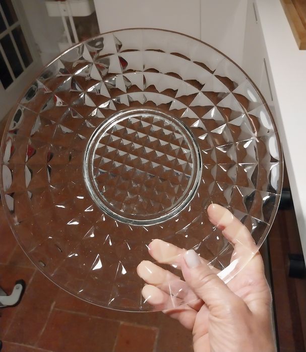 Prato antigo para bolo e tacinha para aperitivos