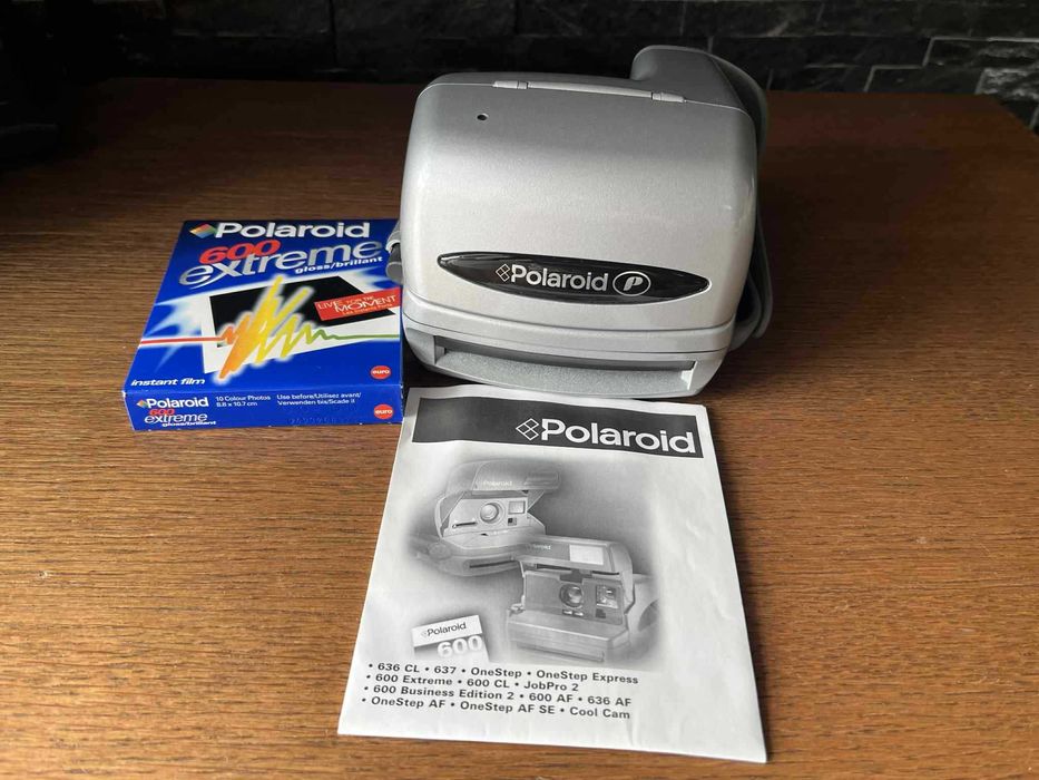 Aparat natychmiastowy Polaroid 600 instant Camera vintage