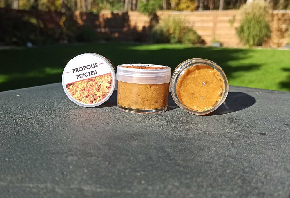 Maść propolisowa 30ml, stężenie 15% rezerwat leśny