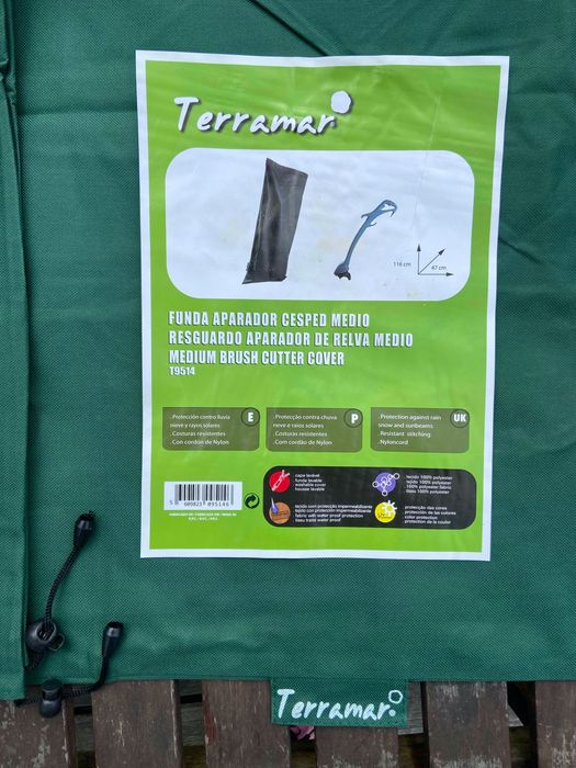 Capa mobiliário de Jardim Mesa Cadeira Chapéu de Sol e Espreguiçadeira