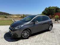 Peugeot 208 1.2 PureTech Signature