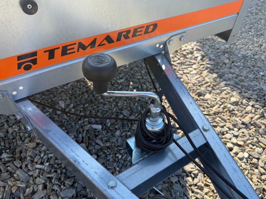 Temared ECO 2312 KIPP - uchylny dyszel, nowa przyczepka samochodowa