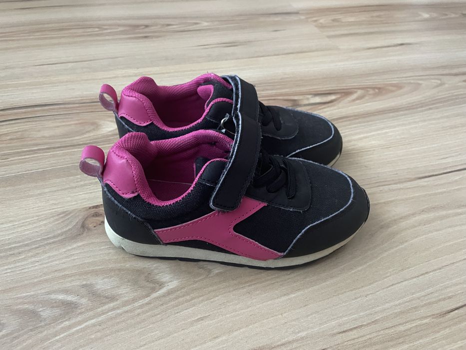 Buty sneakersy Sinsay
