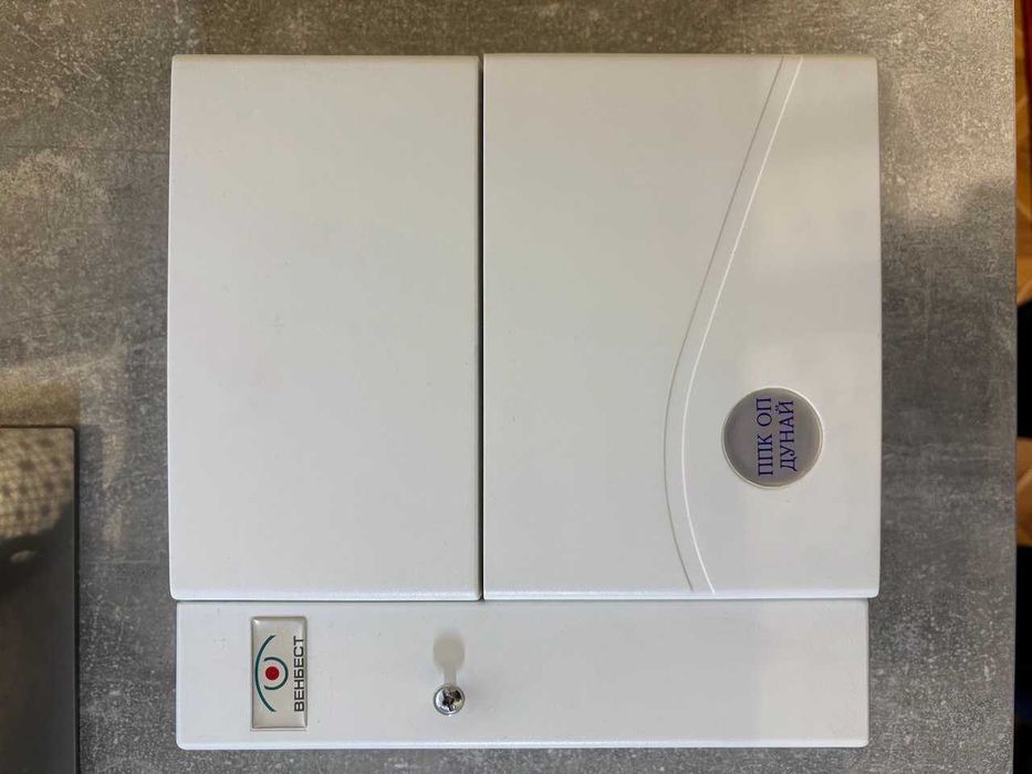 Продам блок безперебійного живлення 12В Дунай-БП 1.3