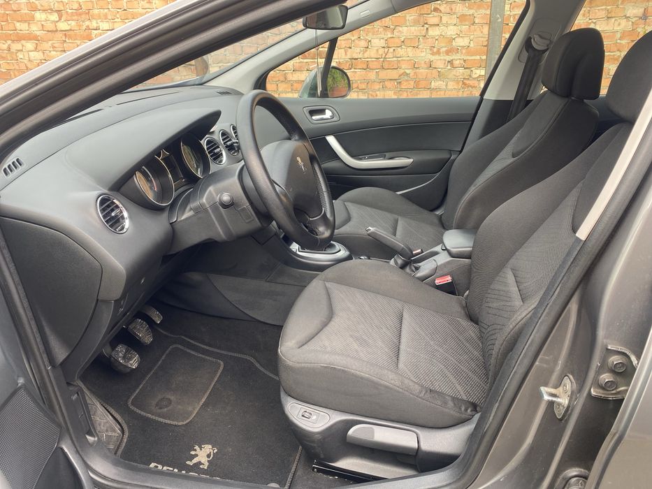 Продам Пежо 308