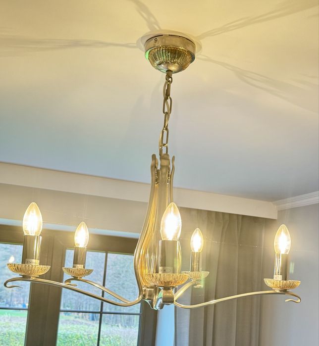 Żyrandol piecioramienny metalowy duzy