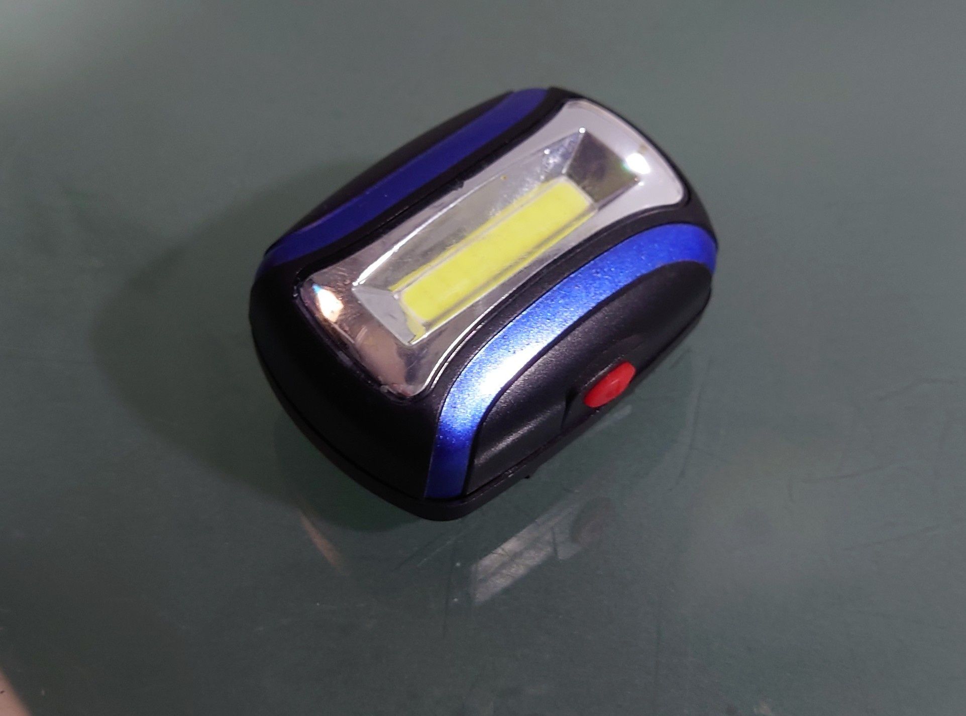 Latarka LED czołówka cob na baterie 3xaaa