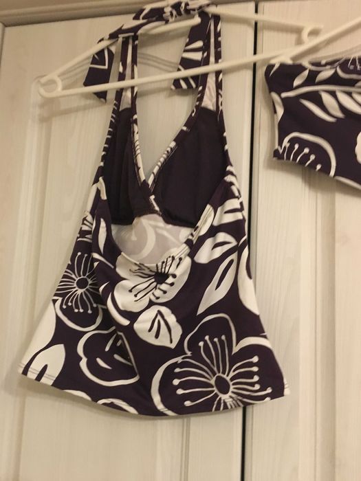 Strój kąpielowy fioletowy w kwiaty tankini i spodenki 36/38 jak nowy
