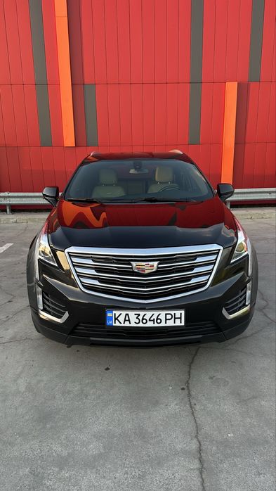 Чорний Каділлак. Пробіг 69000 км Стан нового автомобіля