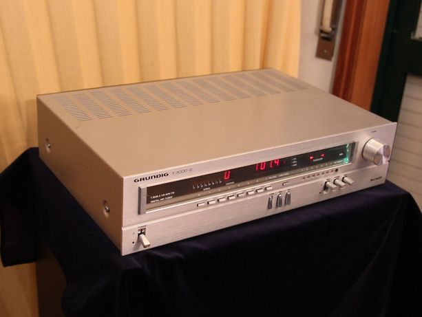 Sintonizador / rádio / tuner vintage Grundig T3000-2