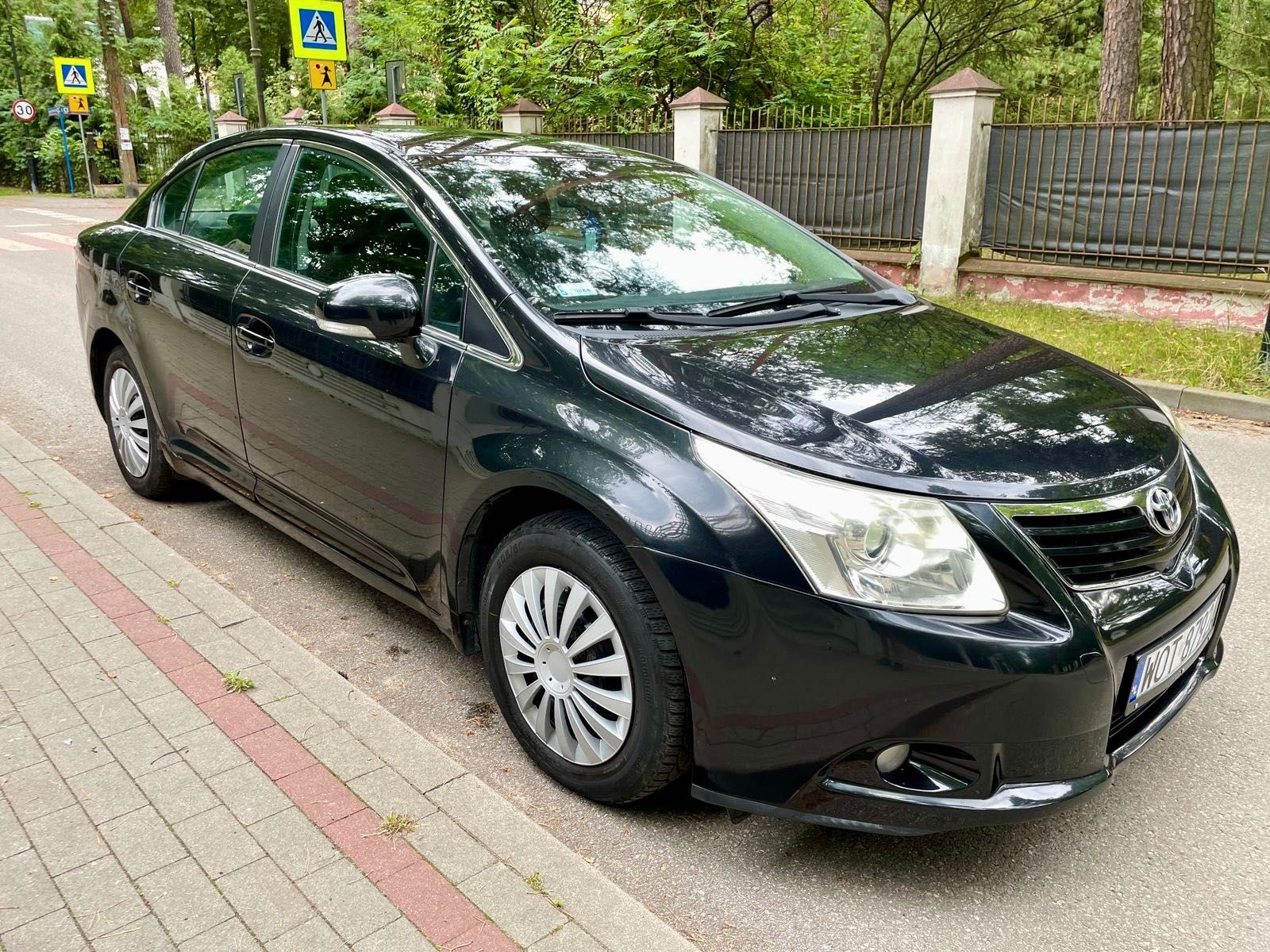Toyota Avensis 2.0 diesel 2009 idealny stan zadbany serwisowany