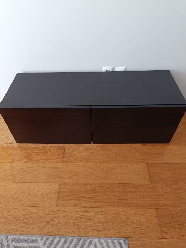 Móvel de TV preto IKEA