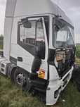 Uszkodzony ciągnik siodłowy IVECO
