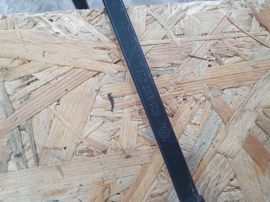 Ramię ramiona wycieraczek przód zaślepki Vw Polo 9n 4 IV 1.2 4r