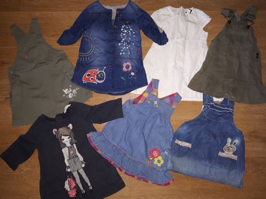 Sukienki r. 86 zestaw