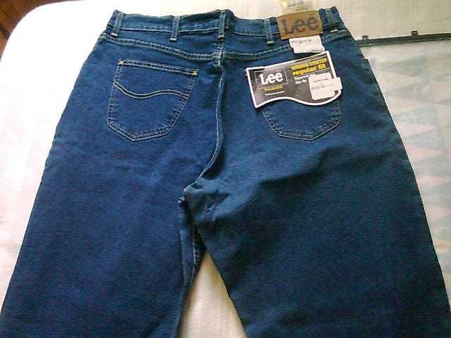 Jeans Lee novos com etiqueta