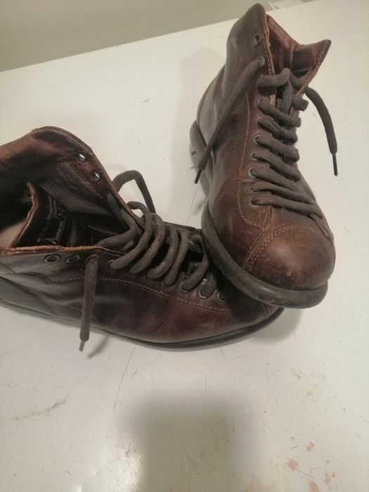 Botas camper couro