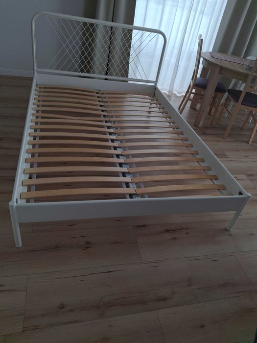 Łóżko Ikea Nesttun + materac Hilding Salsa