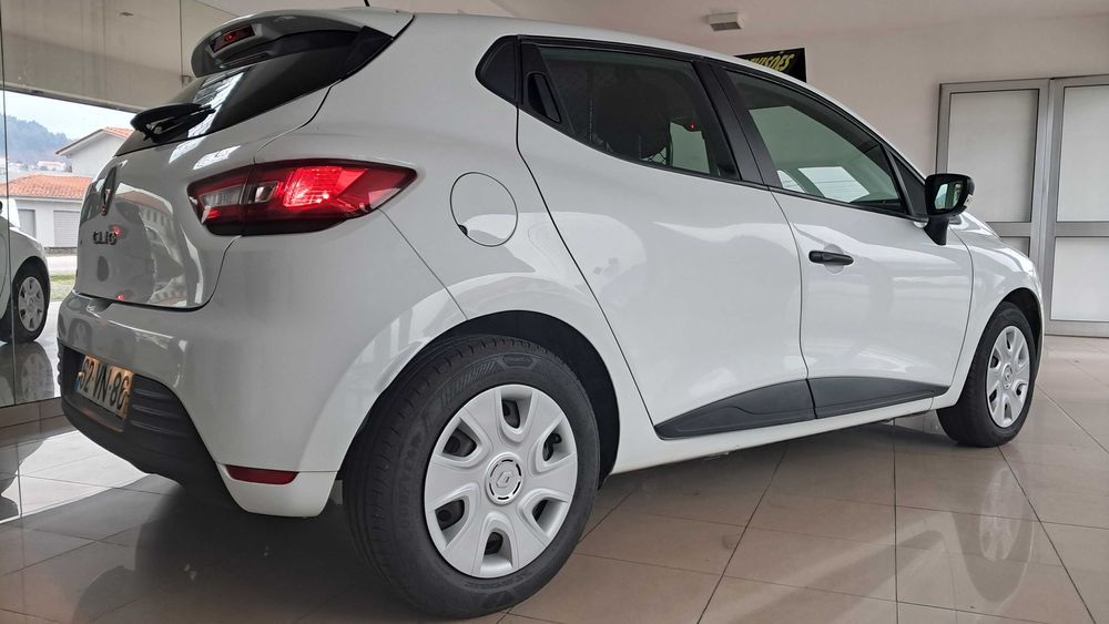 Renault Clio 1.500 Dci 2LUG - (7.723€+ÍVA)