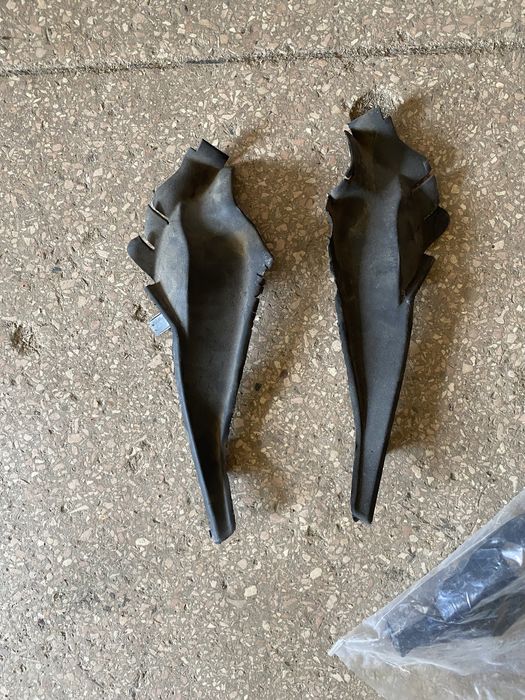 Дефлектори скла джип черокі