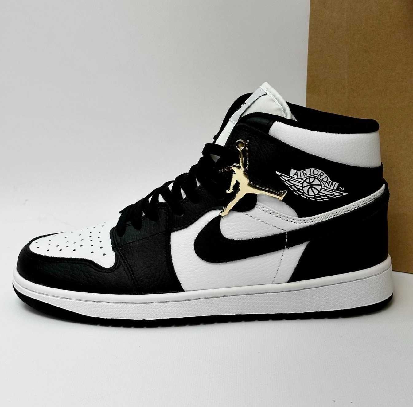 Мужские Кроссовки Найк Air Jordan черно белые высокие Nike