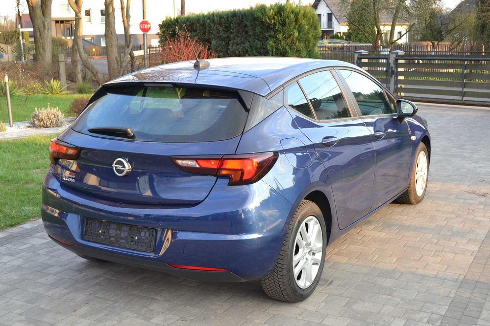 Opel Astra K 2021r