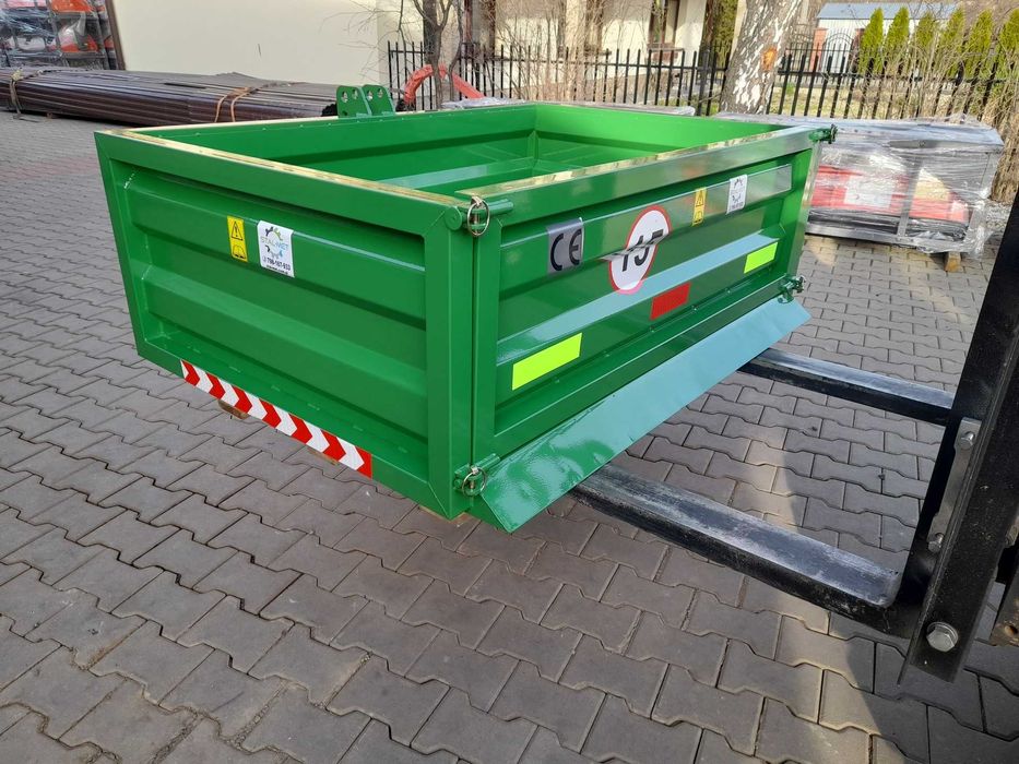 Nowość ! Skrzynia do transportu na tył ciągnika szybka realizacja