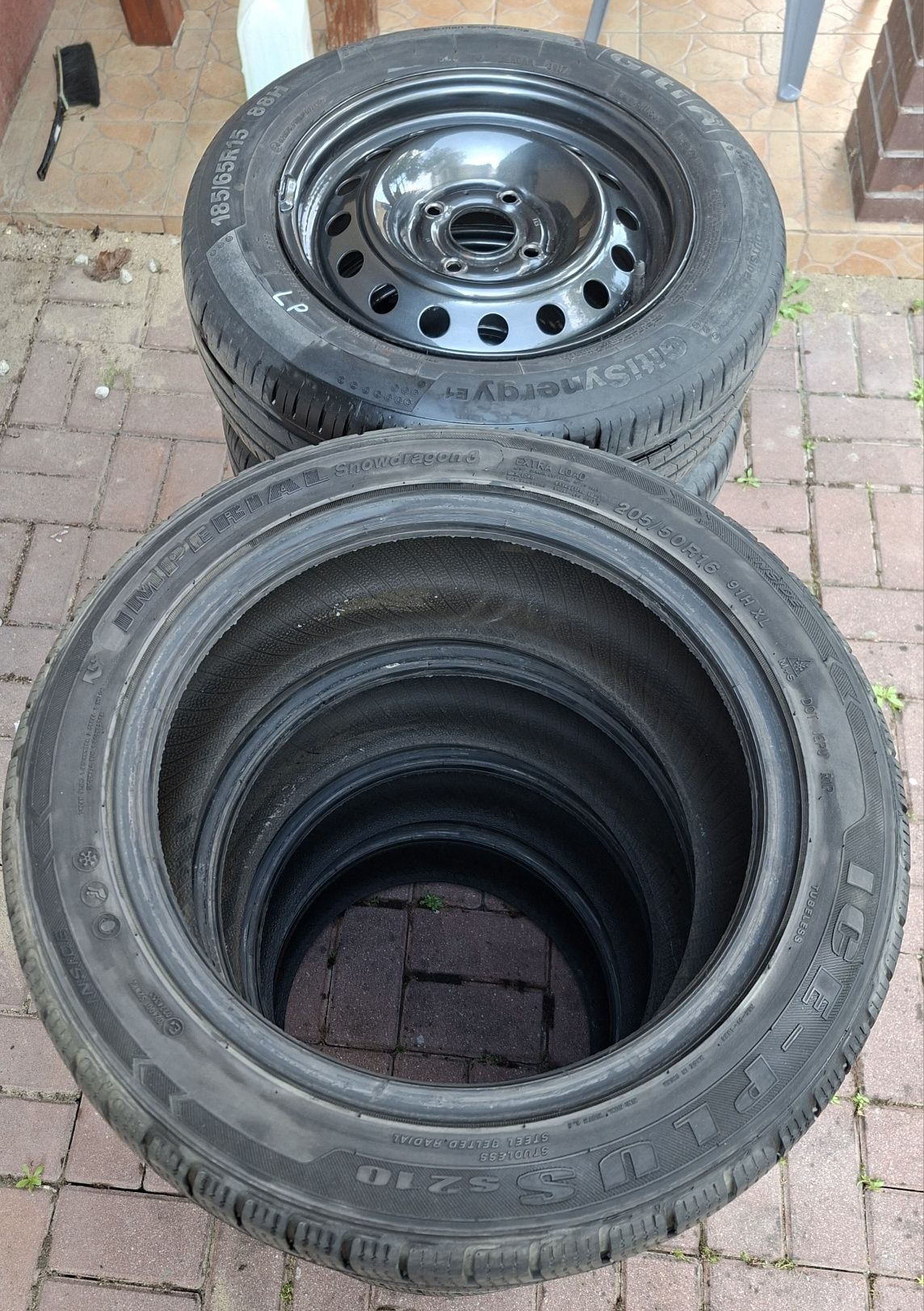 Opony na felgach letnie Nissan almera.n16 +opony zimowe