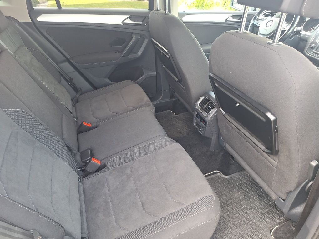 VW Tiguan II 2017r. 2,0 tdi 150 KM DSG7 4x4 łopatki, hak