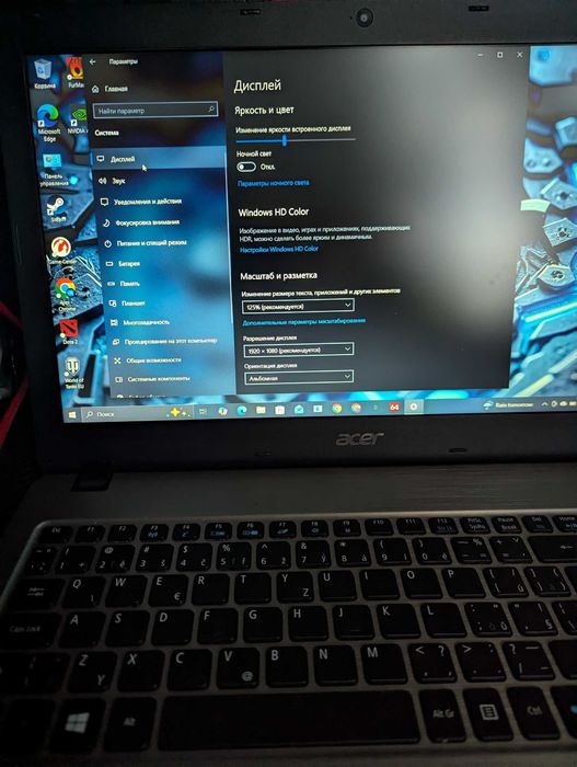 ACER 15.6"IPS Full HD/Intel i5-7200U/DDR4 16GB/nVidia GTX 950M 4 GB