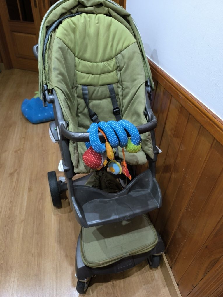 Carro Stokke + acessórios