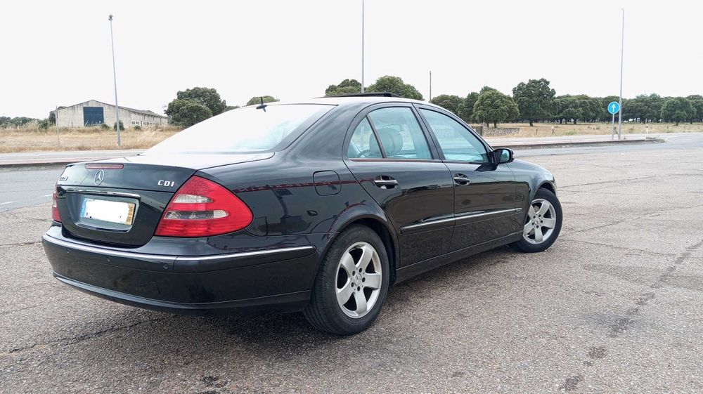 Mercedes-Benz E 220 CDI