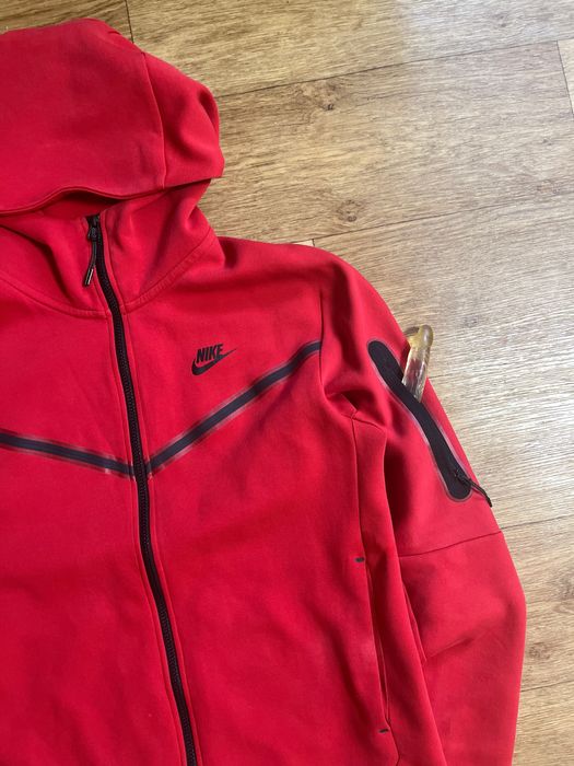 зипка nike tech fleece