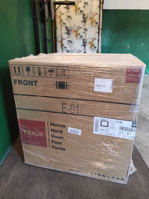 TEKA варочная индукционная поверхность и духовой шкаф, новые.