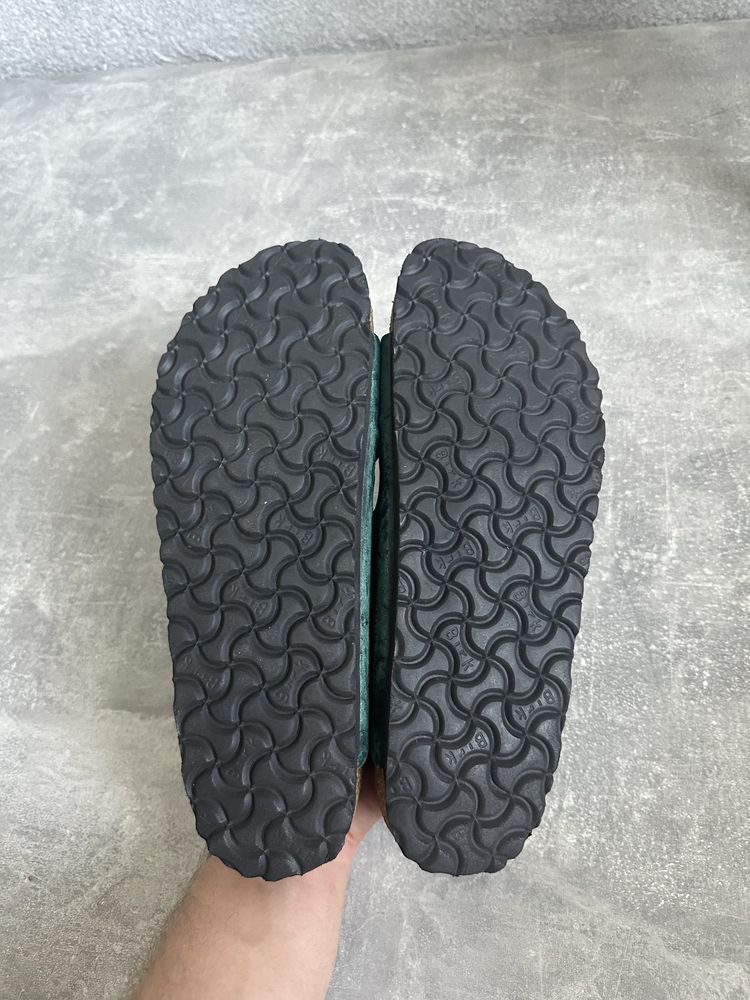 Мужские шлепанцы Birkenstock размер 43 28 см оригинал